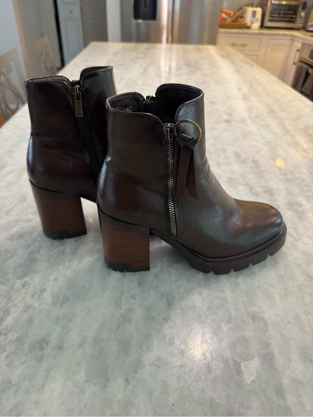 Patrizia Women’s Brown Leather Zip-Detail Block Heel Ankle Boots